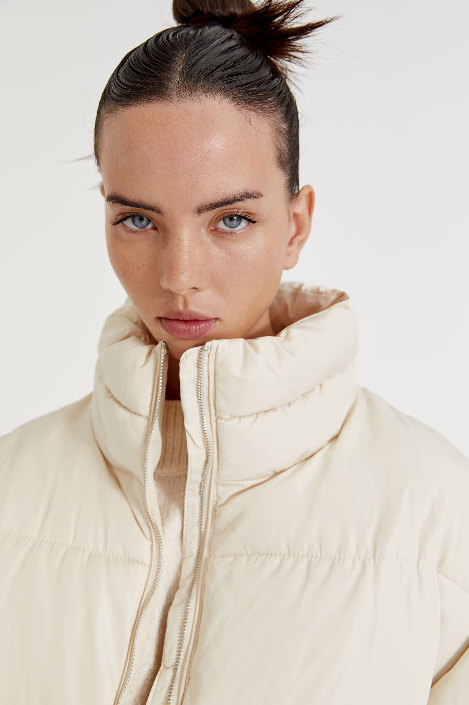 basic3 Basic High-Neck Puff Jacket