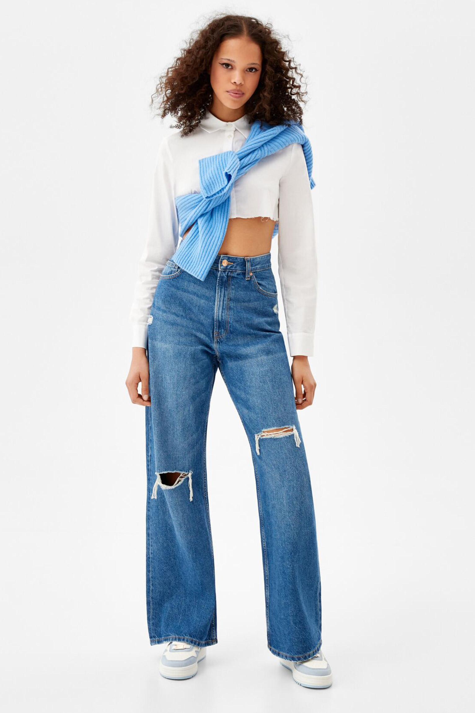 wideleg1 Ripped Wide-Leg ’90s Jeans