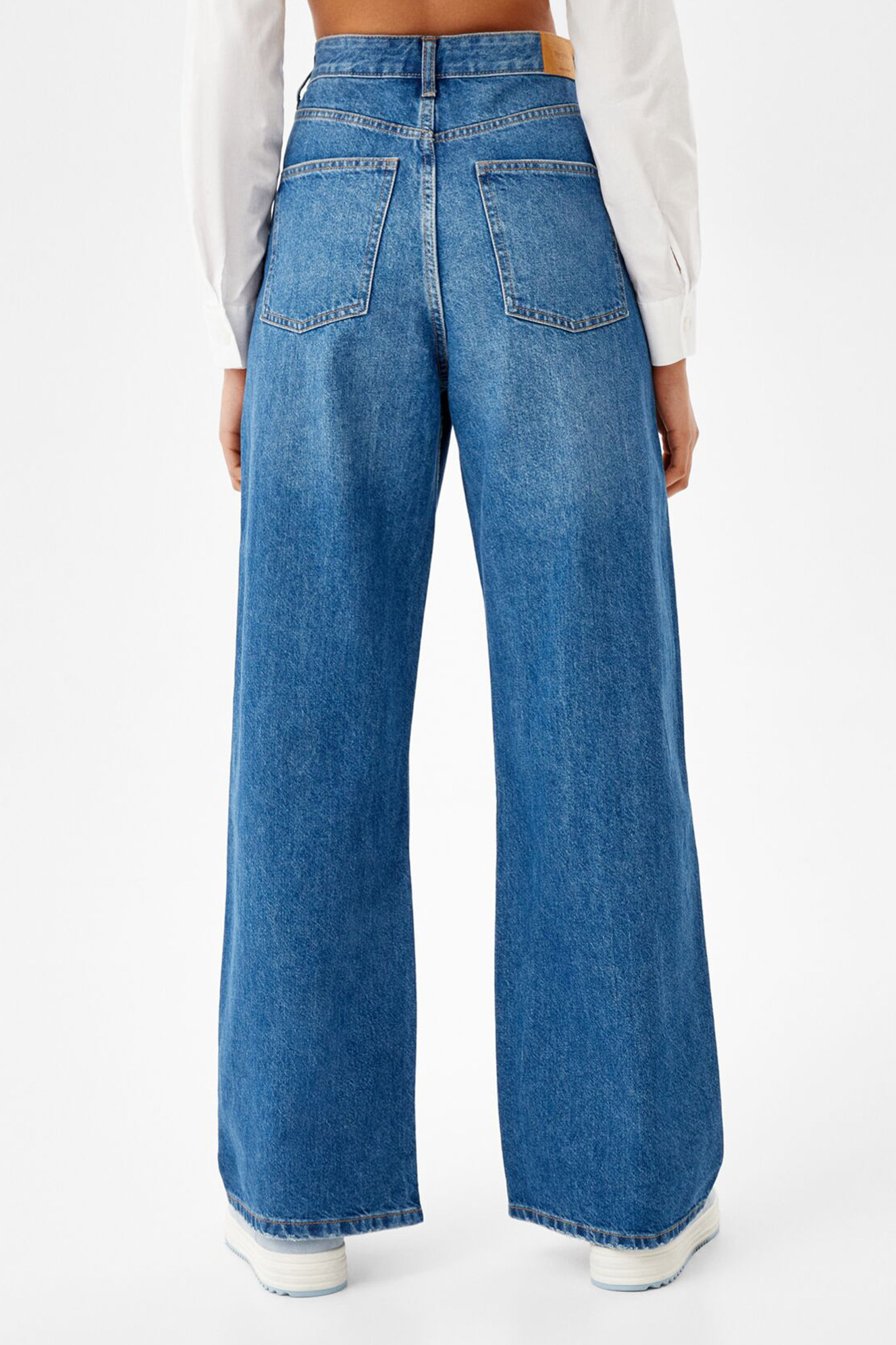 wideleg3 Ripped Wide-Leg ’90s Jeans