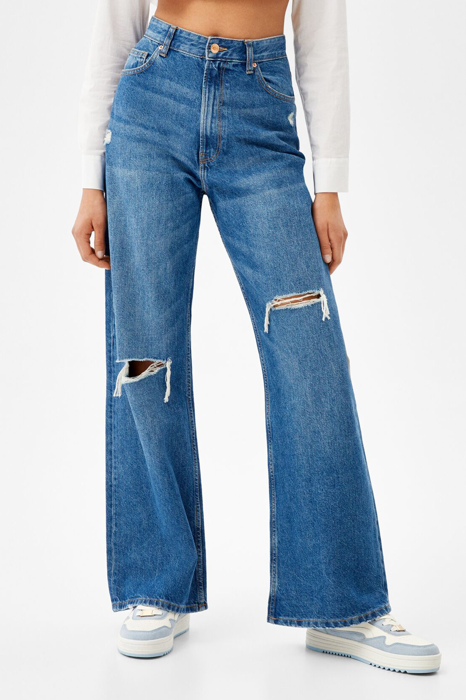 wideleg4 Ripped Wide-Leg ’90s Jeans
